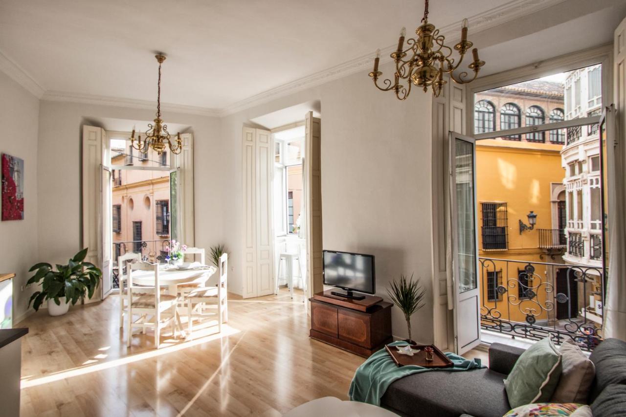 Luminoso Apartamento De Dos Habitaciones Con Vistas A Las Catedral Malaga Ngoại thất bức ảnh